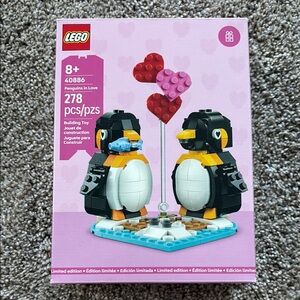 Lego Penguins in Love 40886